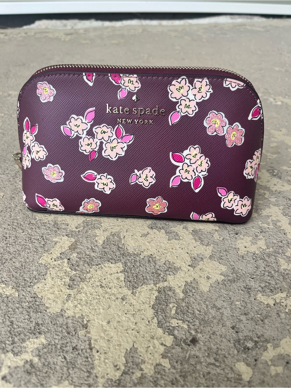 Like new kate spade Plum Floral Zip Cosmetic Pouch